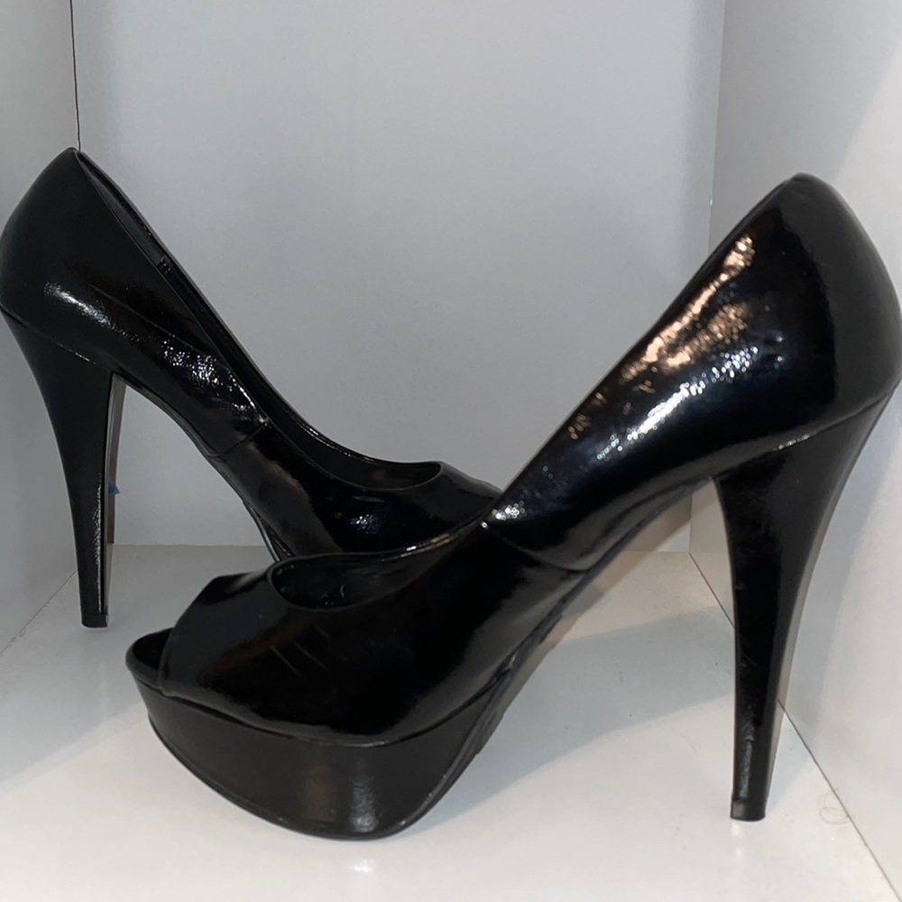 Black stiletto heels
